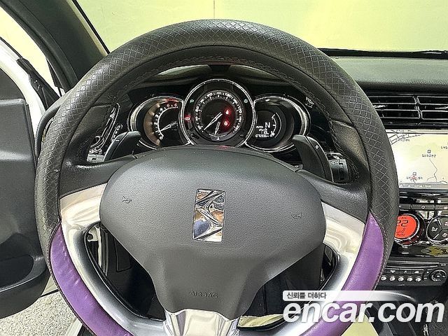 Citroën / DS DS3 — interior