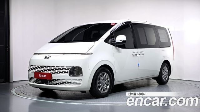 Hyundai Staria