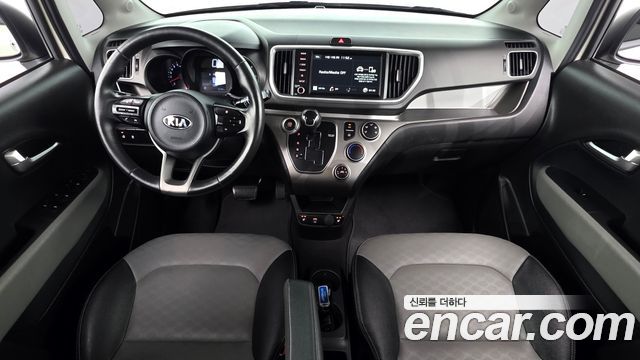 Kia Ray — interior