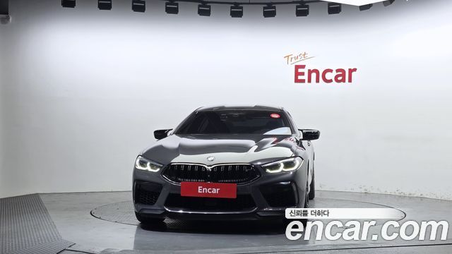 BMW M8