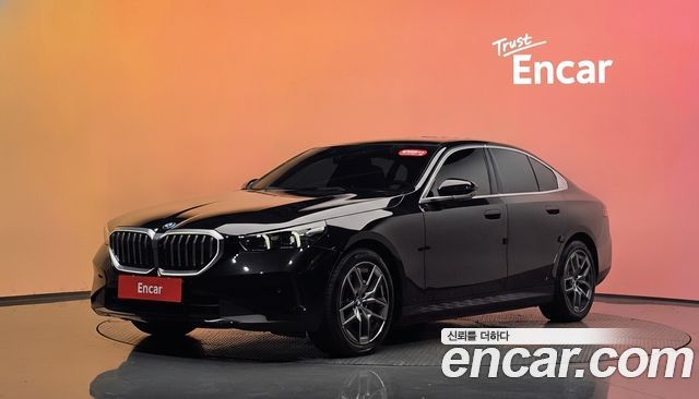 BMW i5