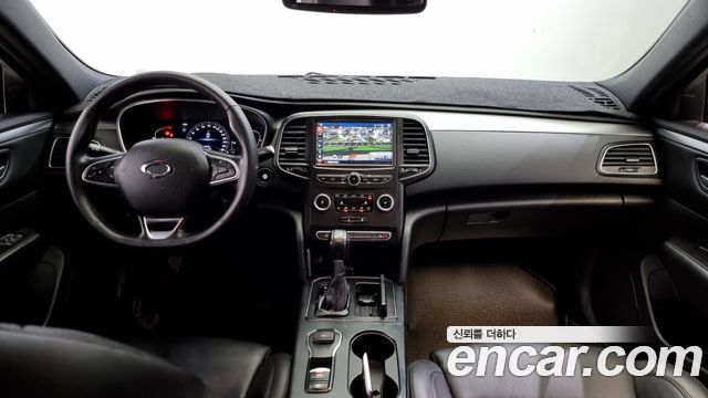 Renault Korea SM6 — interior