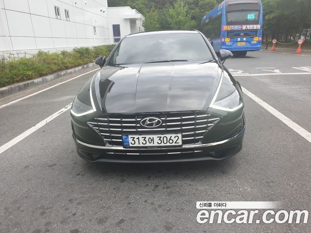 Hyundai Sonata — exterior