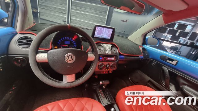 Volkswagen Beetle — interior