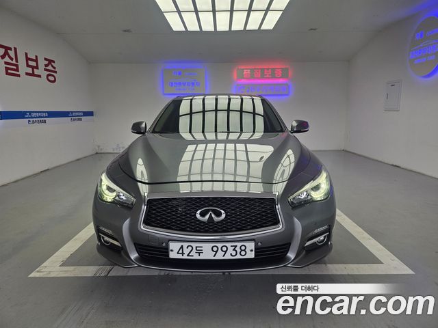 Infiniti Q50 — exterior