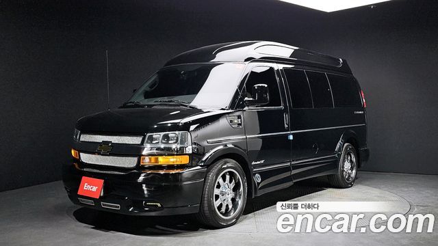 Chevrolet Express Van — exterior