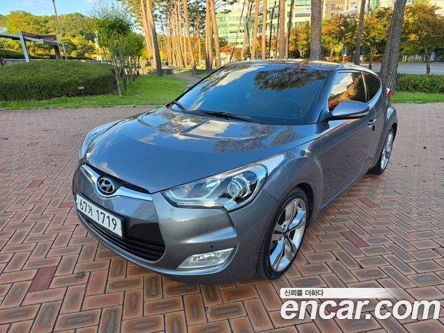 Hyundai Veloster — exterior