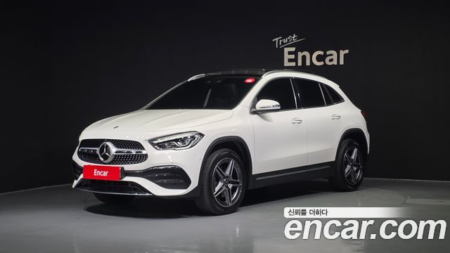 Mercedes-Benz GLA-Class
