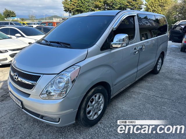 Hyundai Starex — exterior