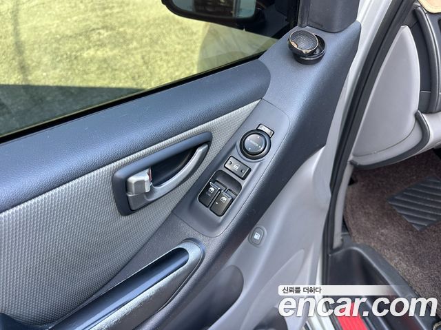Hyundai Starex — interior