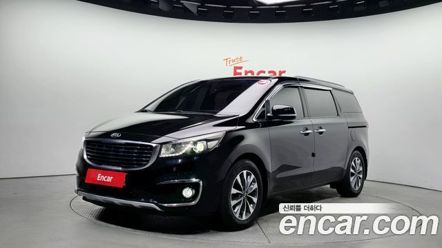Kia Carnival — exterior