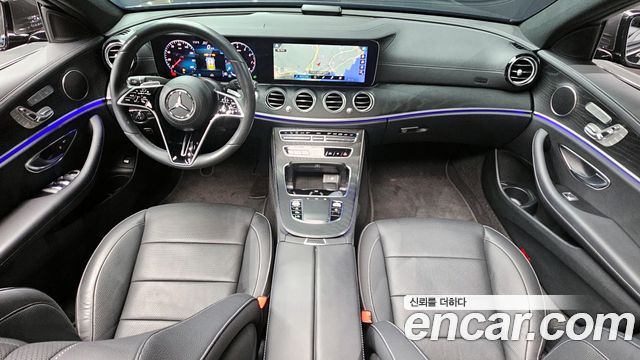 Mercedes-Benz E-Class — interior