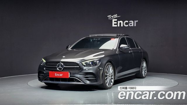 Mercedes-Benz E-Class — exterior