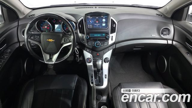 Chevrolet Korea Cruze — interior