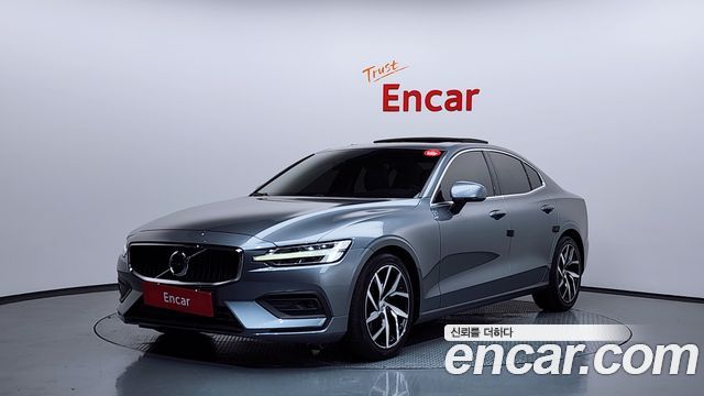 Volvo S60 — exterior