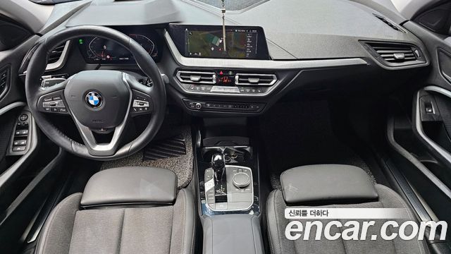 BMW 1 Series — interior
