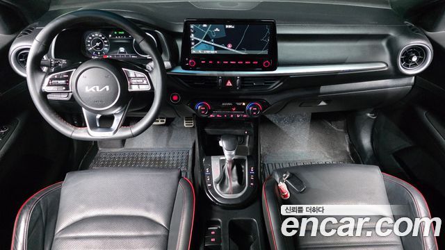 Kia K3 — interior