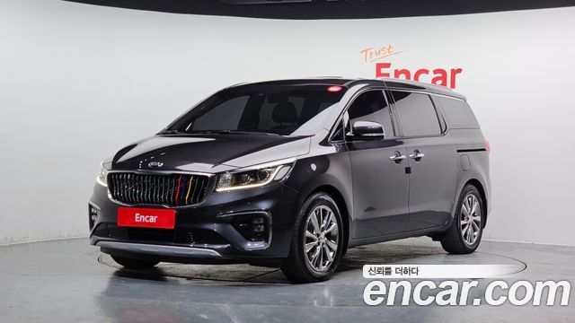 Kia Carnival — exterior
