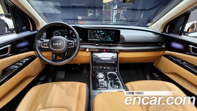 Kia Carnival — interior