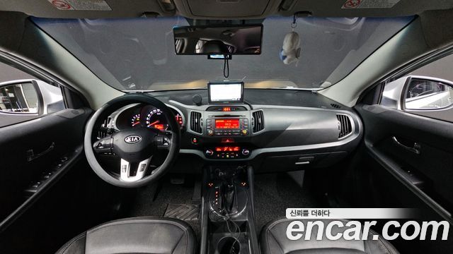 Kia Sportage — interior