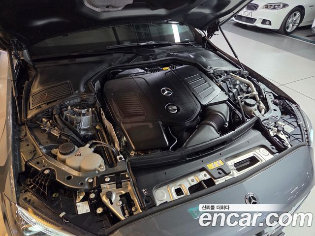 Mercedes-Benz C-Class — interior