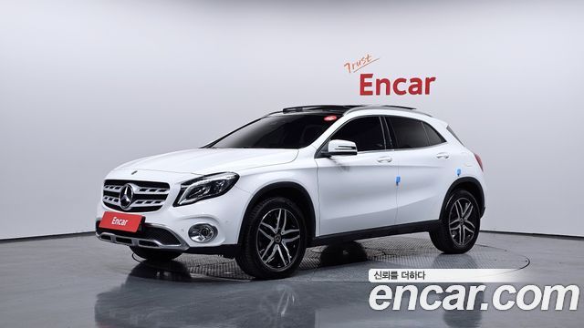 Mercedes-Benz GLA-Class