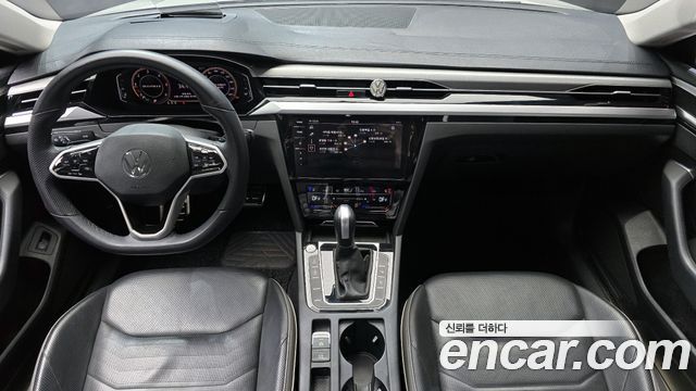 Volkswagen Arteon — interior