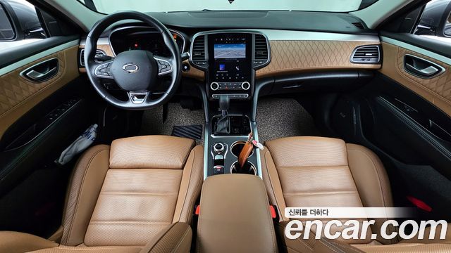 Renault Korea SM6 — interior