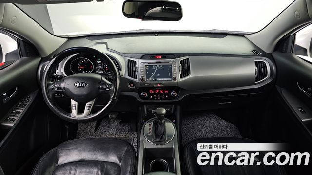 Kia Sportage — interior