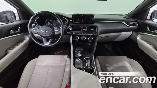 Genesis G70 — interior
