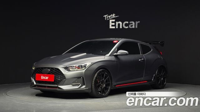 Hyundai Veloster — exterior