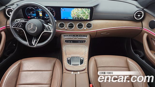 Mercedes-Benz E-Class — interior