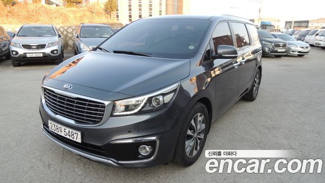 Kia Carnival — exterior