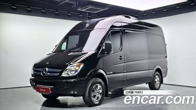 Mercedes-Benz Sprinter — exterior