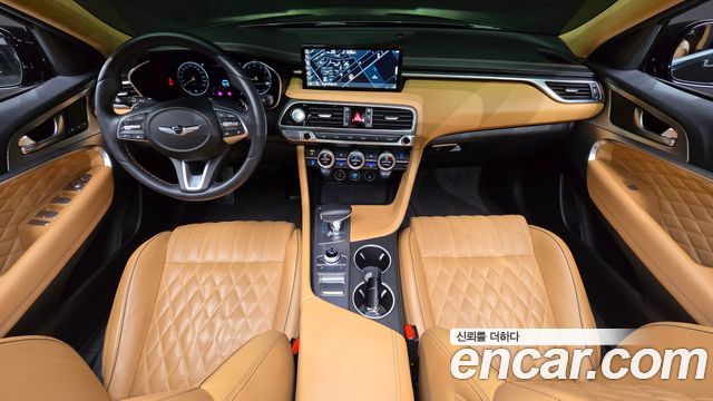 Genesis G70 — interior