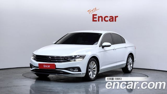 Volkswagen Passat — exterior