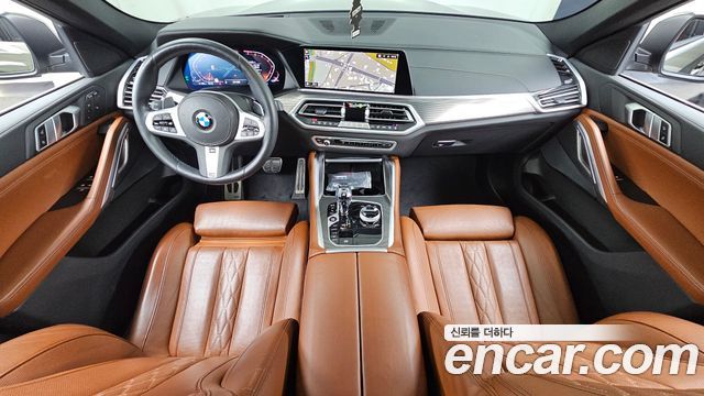 BMW X6 — interior