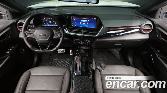 Chevrolet Korea Trax — interior