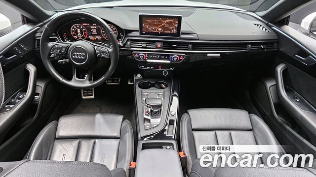 Audi A5 — interior