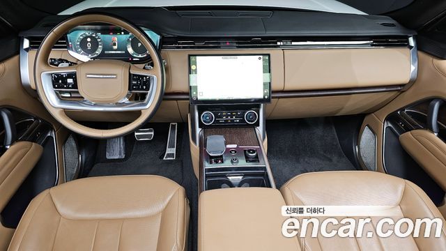 Land Rover Range Rover — interior