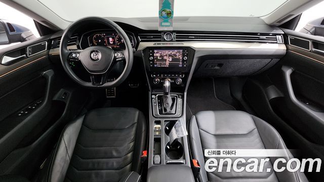 Volkswagen Arteon — interior