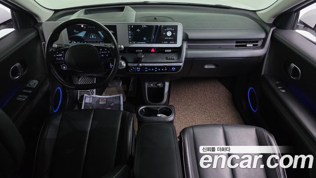 Hyundai IONIQ 5 — interior