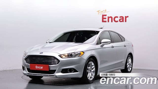 Ford Fusion — exterior