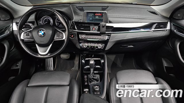 BMW X2 — interior
