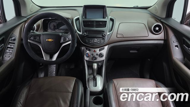Chevrolet Korea Trax — interior