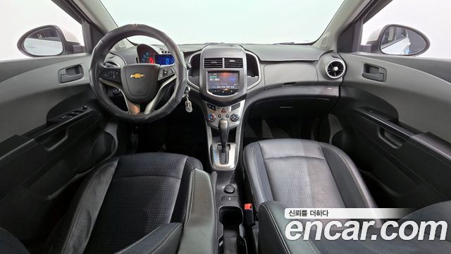 Chevrolet Korea Aveo — interior