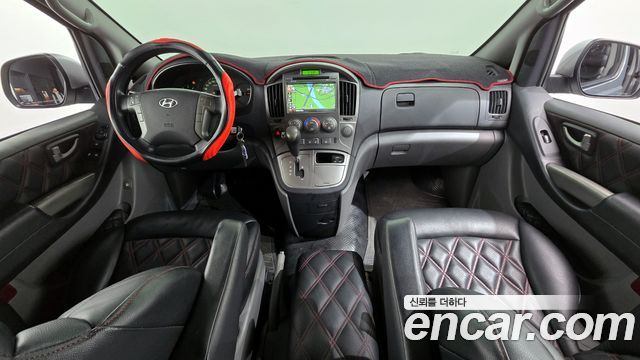 Hyundai Starex — interior