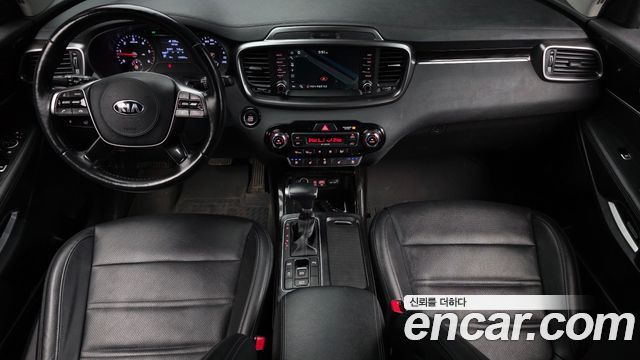 Kia Sorento — interior