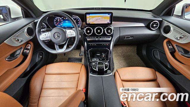 Mercedes-Benz C-Class — interior