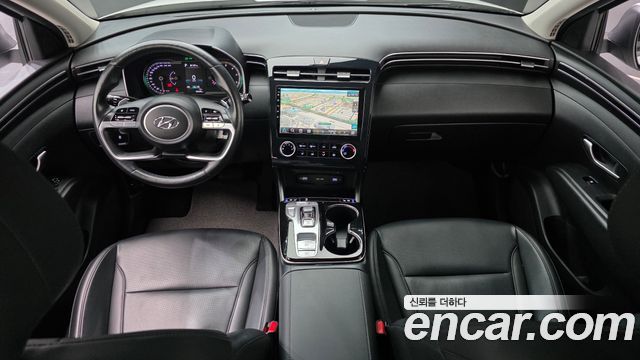 Hyundai Tucson — interior